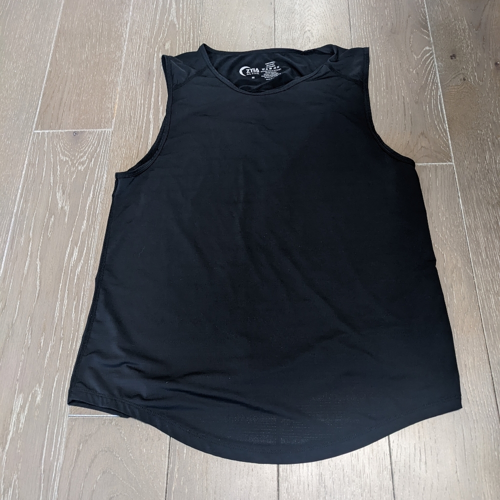 Zyia Black Horizon muscle tank